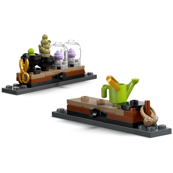 ასაწყობი კონსტრუქცია Lego 76445, Hogwarts Castle: Herbology Class, Prefabricated Construction