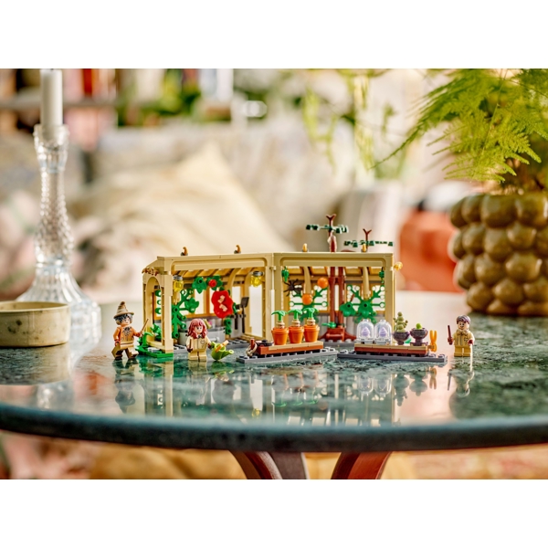 ასაწყობი კონსტრუქცია Lego 76445, Hogwarts Castle: Herbology Class, Prefabricated Construction