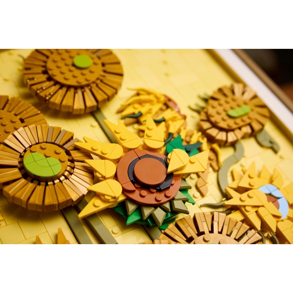 ასაწყობი კონსტრუქცია Lego 31215, Vincent van Gogh – Sunflowers, Prefabricated Construction