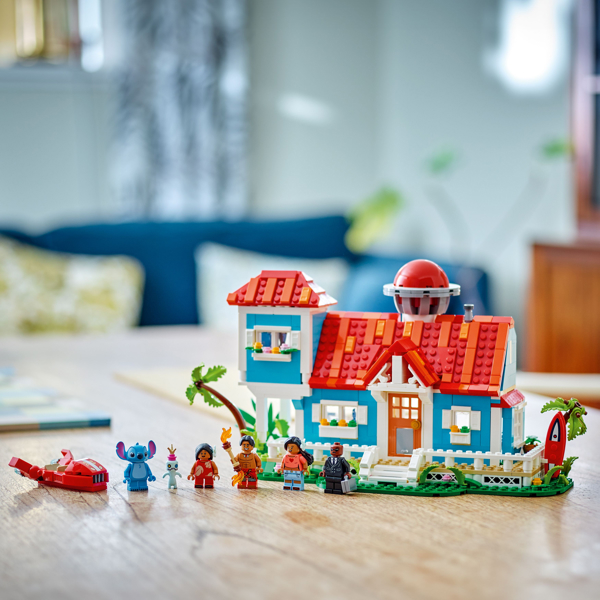 Prefabricated Construction Lego 43268, Lilo and Stitch Beach House