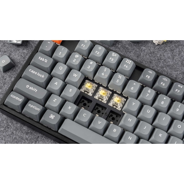 Mechanical Gaming Keyboard Keychron K8M-A3 K8 Pro, K pro Brown, Wireless, 2.4 GHz, Bluetooth, Type-C, Black