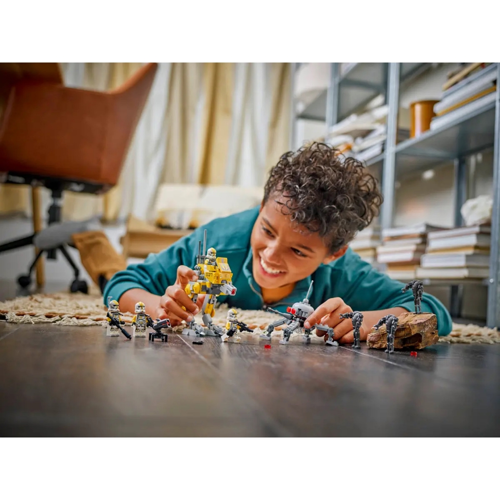 ასაწყობი კონსტრუქცია Lego 75431 Star Wars 327th Star Corps Clone Troopers Battle Pack, Prefabricated Construction