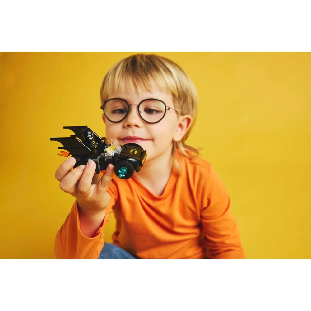 ასაწყობი კონსტრუქცია Lego 76301 Constructor Super Heroes Batman & Batmobile vs. Mr. Freeze, Prefabricated Construction