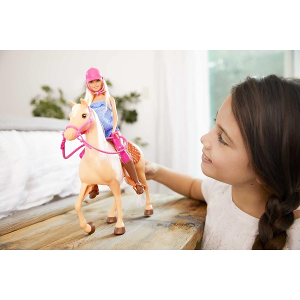 MATTEL FXH13 Barbie Doll & Horse