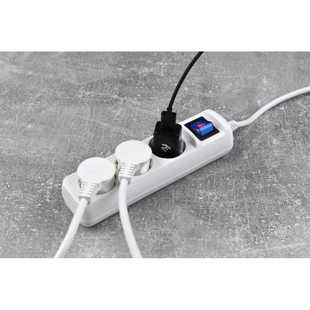 2E 2E-U03ESM1.5, 3 Socket, 1.5m, White