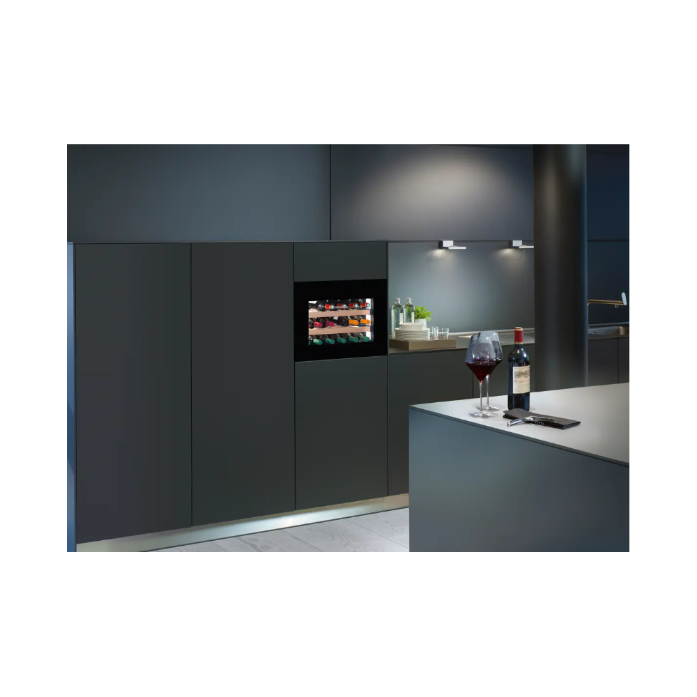 ჩასაშენებელი ღვინის მაცივარი Liebherr WKEgb 582 GrandCru, 47L, G, 32Db, Built-in Wine Refrigerator, Black