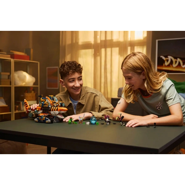 ასაწყობი კონსტრუქცია Lego 71515 Constructor Tiger Shark Tank V29, Prefabricated Construction