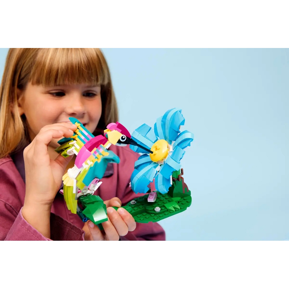 ასაწყობი კონსტრუქცია Lego 31384 Creator Wild Animals: Colorful Hummingbird, Prefabricated Construction