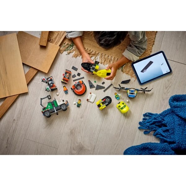 Prefabricated Construction Lego 60505- Airplane, Service Truck & Hovercraft Remix