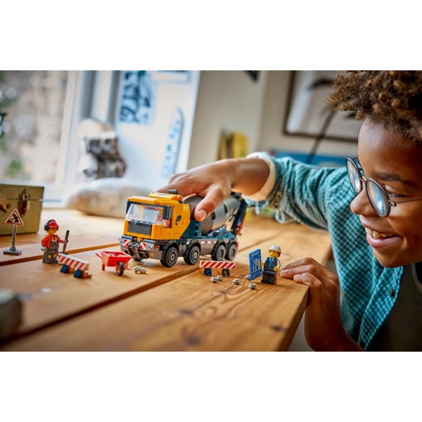 Prefabricated Construction Lego 60478 City Cement Mixer