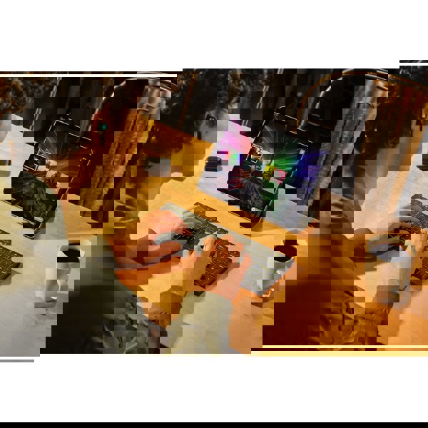 Gaming Keyboard Razer RZ03-02360100-R3M1 Joro Ultra, Wireless, USB, Bluetooth, Black