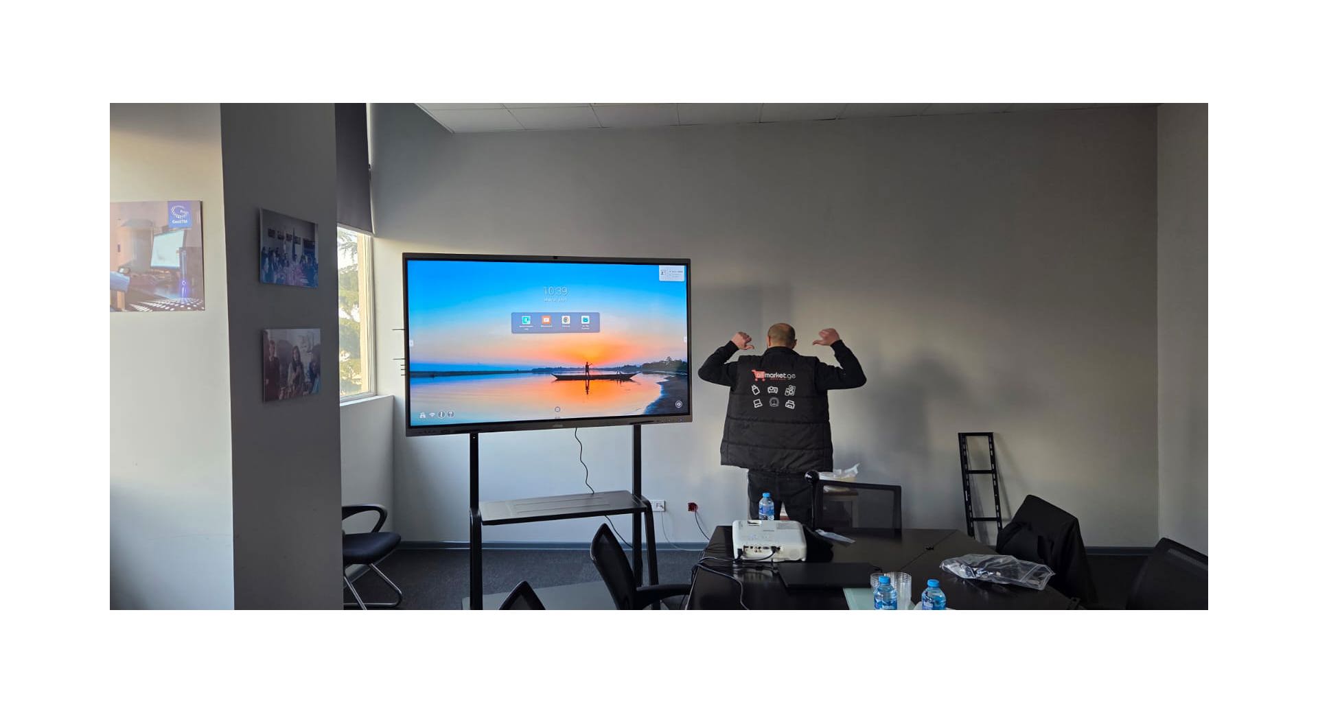 GEORGIAN NATIONAL AGENCY FOR STANDARDS AND METROLOGY - Installation and training for an interactive display and stand