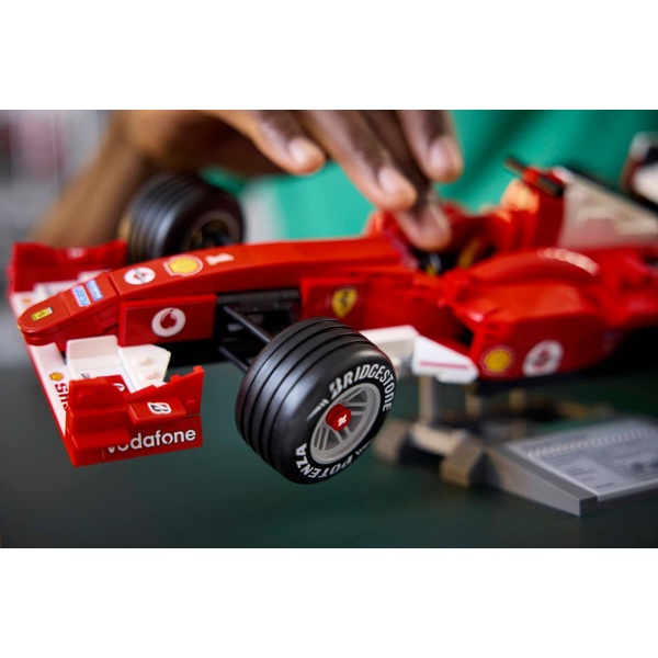 Prefabricated Construction Lego 11375 Icons, Ferrari F2004 & Michael Schumacher