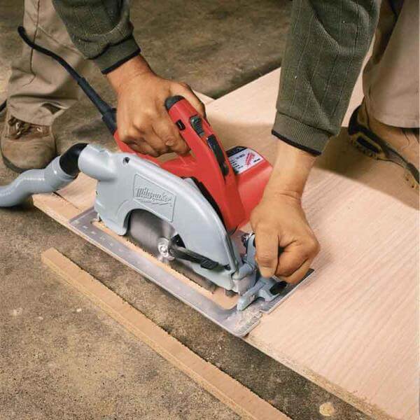 დისკური ხერხი Milwaukee 638051 SCS 65 Q, 1900W, 5800Rpm, 190mm, Circular Saw, Silver/Red