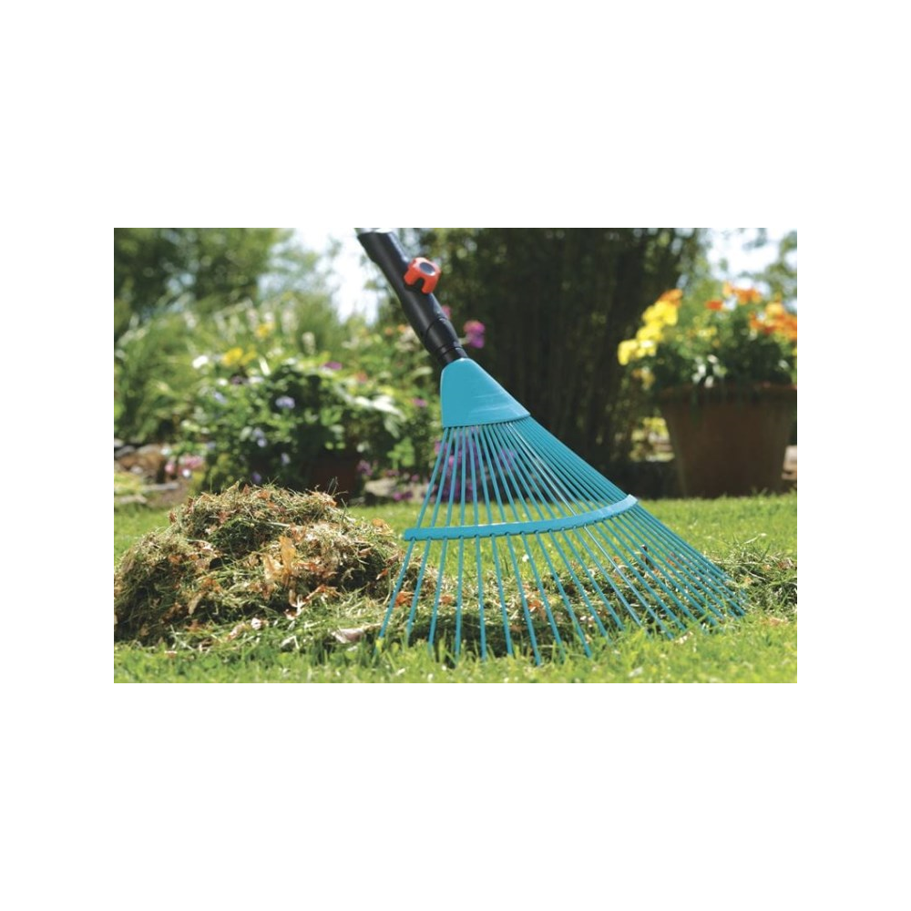 Rake Gardena combisystem 3100-20, Blue