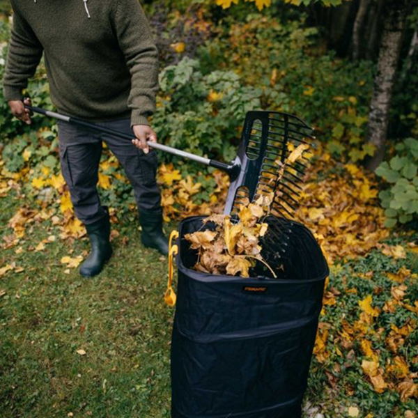 ფოცხი Fiskars 1077116, Rake, Black