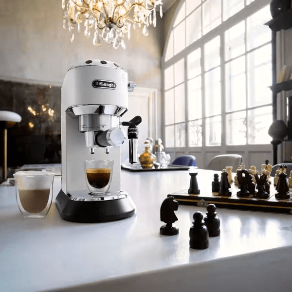 DeLonghi EC685.W, 1300W, 1.1L, Coffee Machine, White