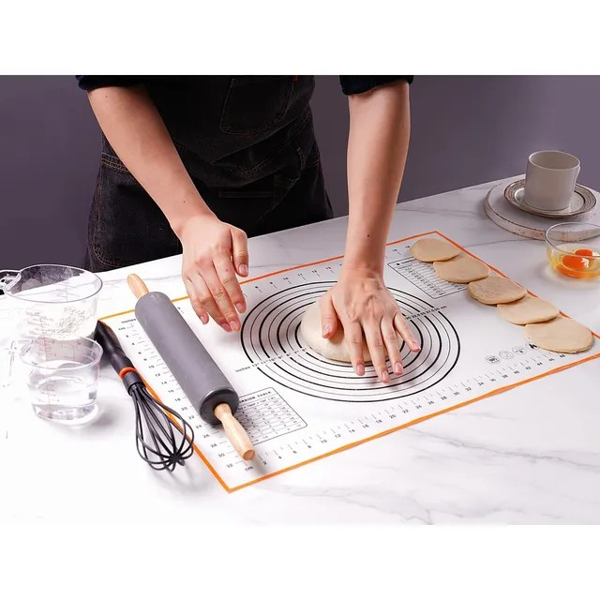 საზომი სილიკონი ცხობისთვის Ronig BS40556, Silicone Baking Mat With Measurements, White