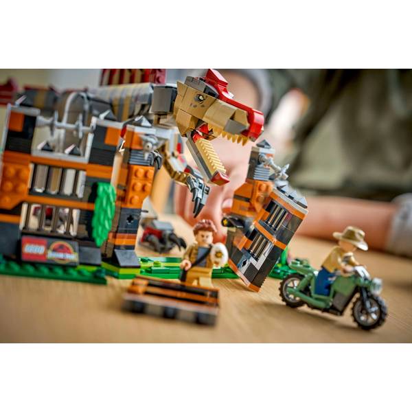 ასაწყობი კონსტრუქცია LEGO 77982 Jurassic World, Spinosaurus Dinosaur Escape, Prefabricated Construction
